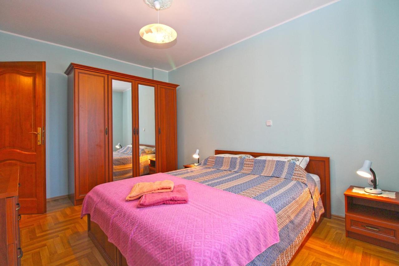 Veroslava 2159 Pula
